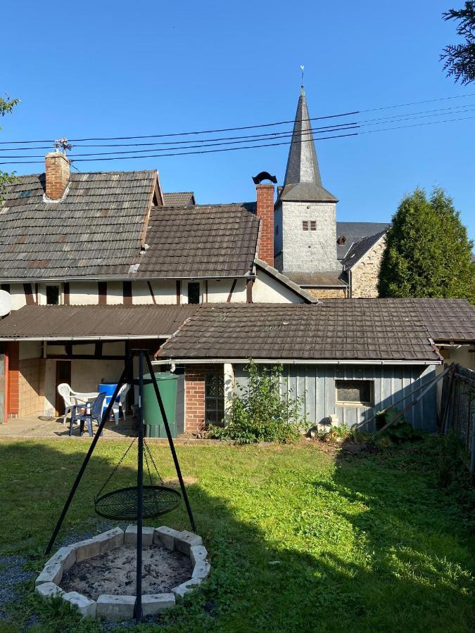 Вилла 300 Jahre Altes Renoviertes Fachwerkhaus Peterslahr Экстерьер фото